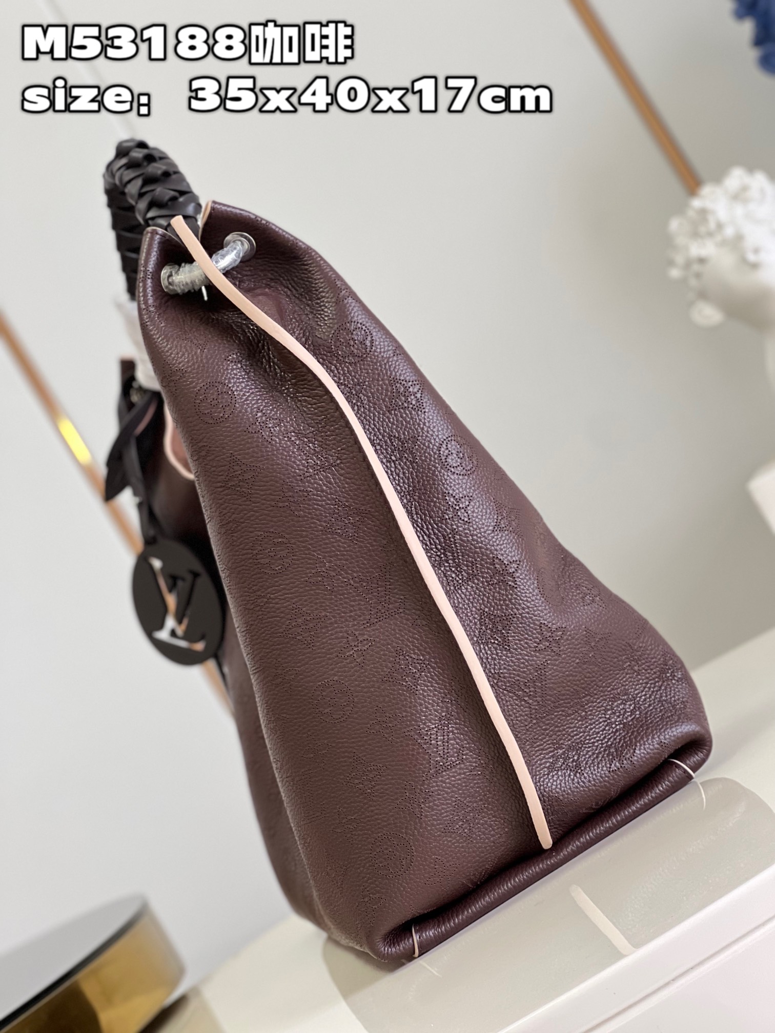 Louis Vuitton Haute Couture Classic Luxury Handbag Shoulder Crossbody 3