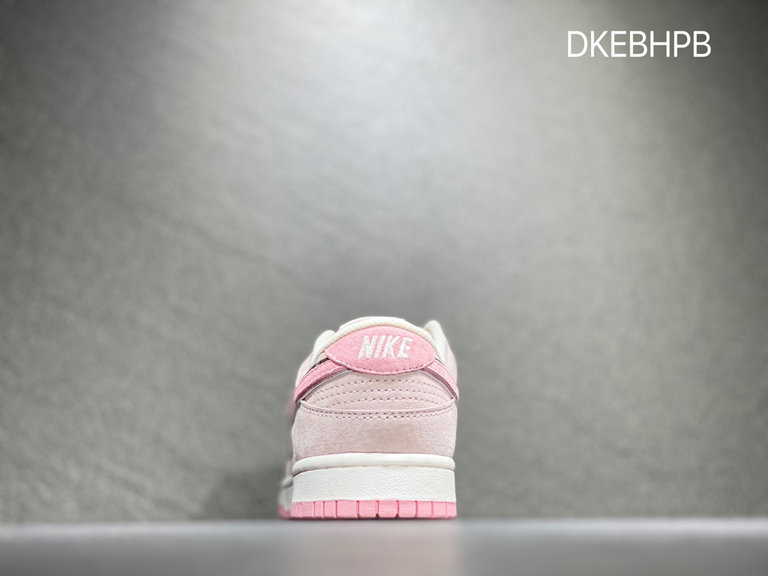 320 Nike SB dunk Low 低帮休闲运动滑板板鞋 ST1391-208