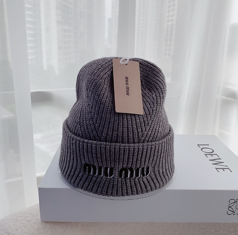 MiuMiu New
 Hats Knitted Hat Knitting Fall/Winter Collection Fashion