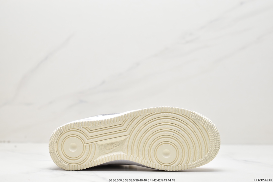 190 Nike Air Force 1 Low '07 奶茶棕小钩空军一号FB8483-100