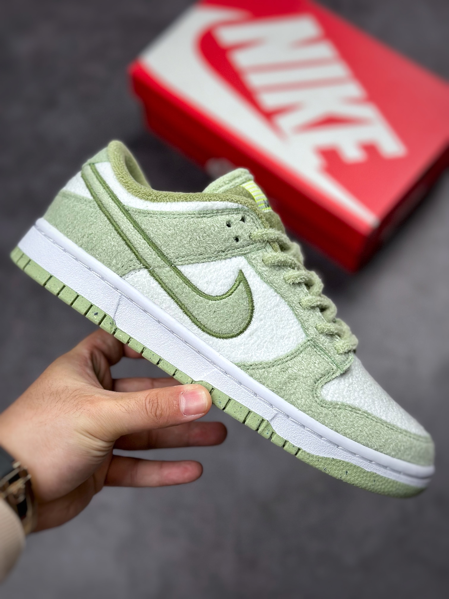 280 Nike SB Dunk Low "Fleece" 白绿羊毛DQ7579-300