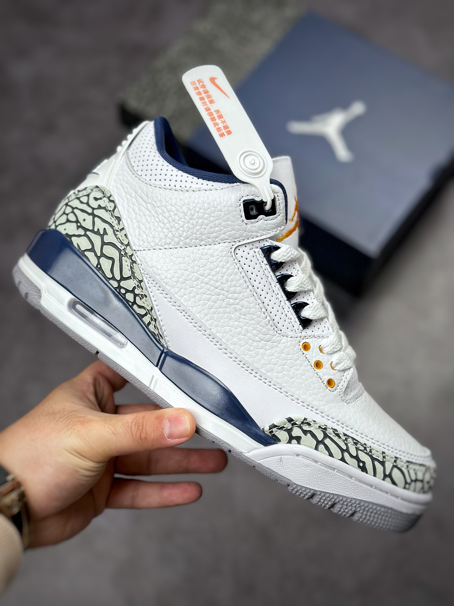 300 Air Jordan 3 Retro "wizards" 奇才白蓝配色 CT8532-148