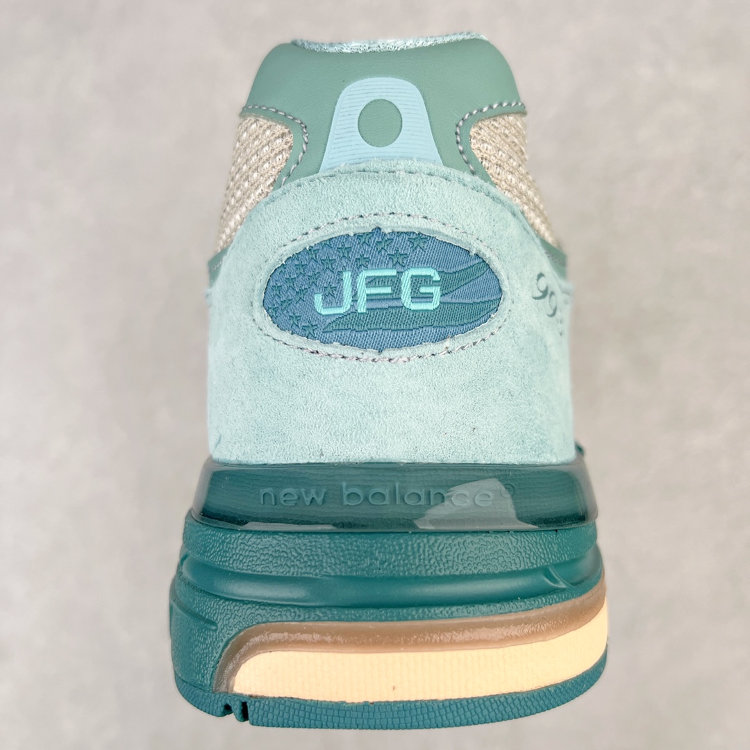 图片[8]-＃K版纯原 Joe Freshgoods x New Balance MR993JF1 新百伦NB993 联名蓝绿 第三代总统复古慢跑鞋 鞋身以网眼鞋面结合同色系优质麂皮革构成，鞋舌处点缀 New Balance Made In USA 同色系刺绣标识，彰显鞋款身份。鞋侧点缀银色 \\\”993\\\” 字样，丰富鞋身设计的同时，构建时尚外观。鞋款搭载 ABZORB 缓震系统，通过缓冲和抗压性的结合来吸收冲击力，舒适功能升级。同时搭配泛黄做旧中底，打造丰富层次感，缔造出色复古韵味。尺码：36 37 37.5 38 38.5 39 40 40.5 41.5 42 42.5 43 44 44.5 45-选品中心