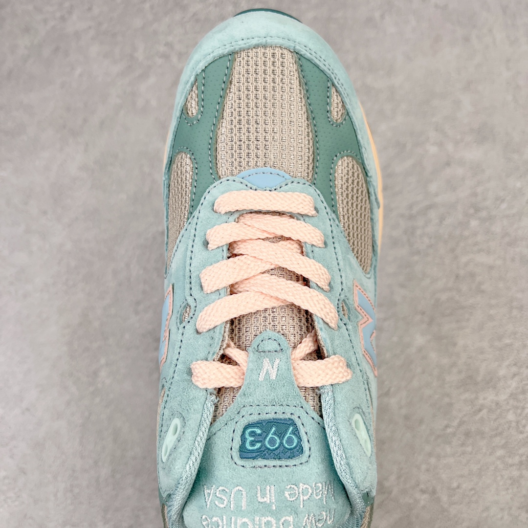 图片[4]-＃K版纯原 Joe Freshgoods x New Balance MR993JF1 新百伦NB993 联名蓝绿 第三代总统复古慢跑鞋 鞋身以网眼鞋面结合同色系优质麂皮革构成，鞋舌处点缀 New Balance Made In USA 同色系刺绣标识，彰显鞋款身份。鞋侧点缀银色 \\\”993\\\” 字样，丰富鞋身设计的同时，构建时尚外观。鞋款搭载 ABZORB 缓震系统，通过缓冲和抗压性的结合来吸收冲击力，舒适功能升级。同时搭配泛黄做旧中底，打造丰富层次感，缔造出色复古韵味。尺码：36 37 37.5 38 38.5 39 40 40.5 41.5 42 42.5 43 44 44.5 45-选品中心