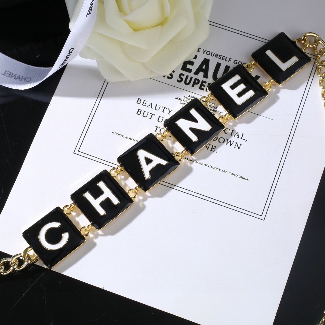 小香 Chanel 新品腰链 代购级别 一比一品质 香奈鹅 系列 经典cc logo 风格高级百搭 高级