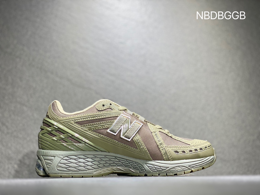 New Balance M1906RS Retro Casual Running Shoes