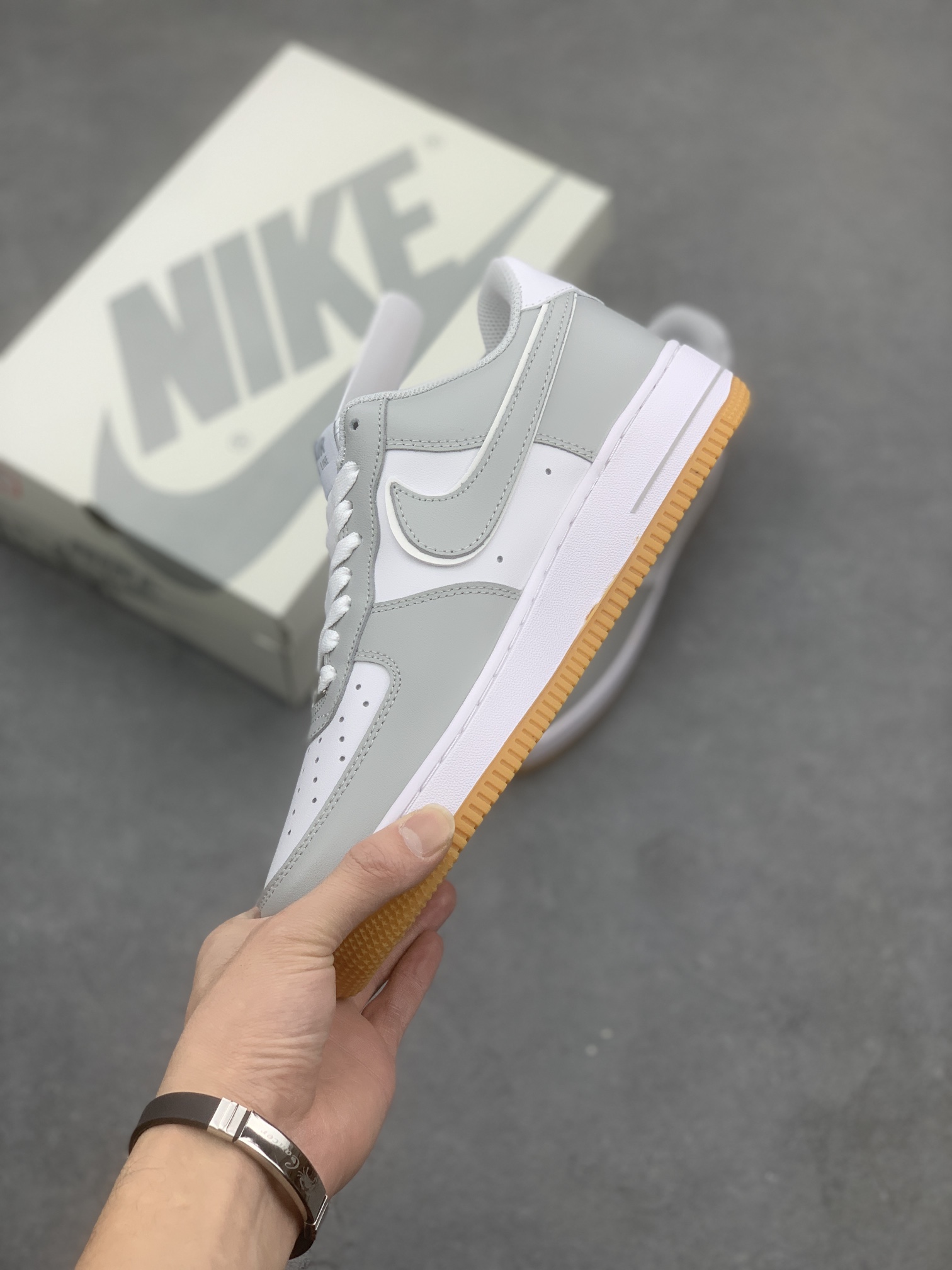 Nike Air Force 1 '07 Low Grey White Gum Sole Casual Shoes AW2296-001 4 i1670399304 9138 2