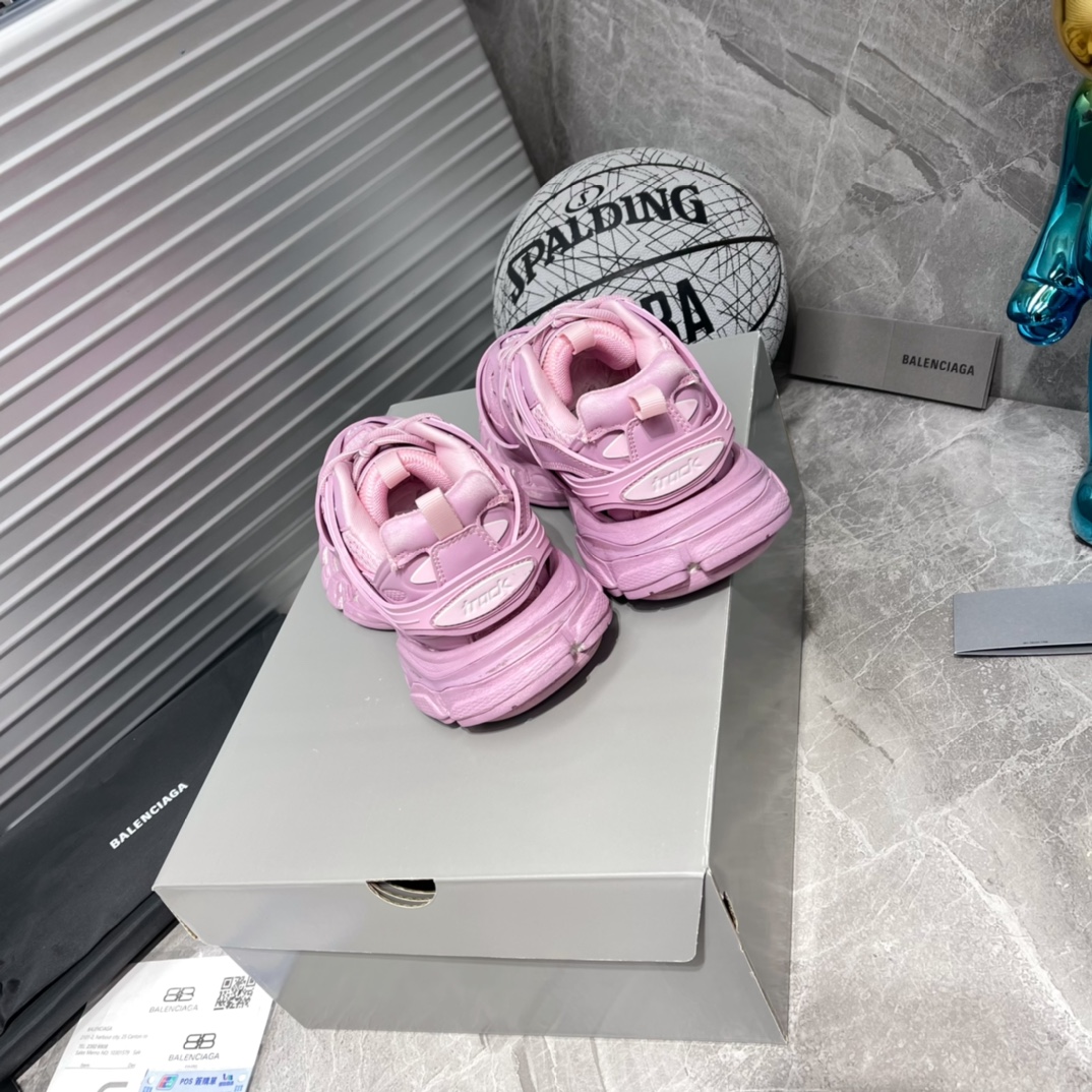 Hermès 三代户外概念鞋 Balenciaga Sneaker Tess s