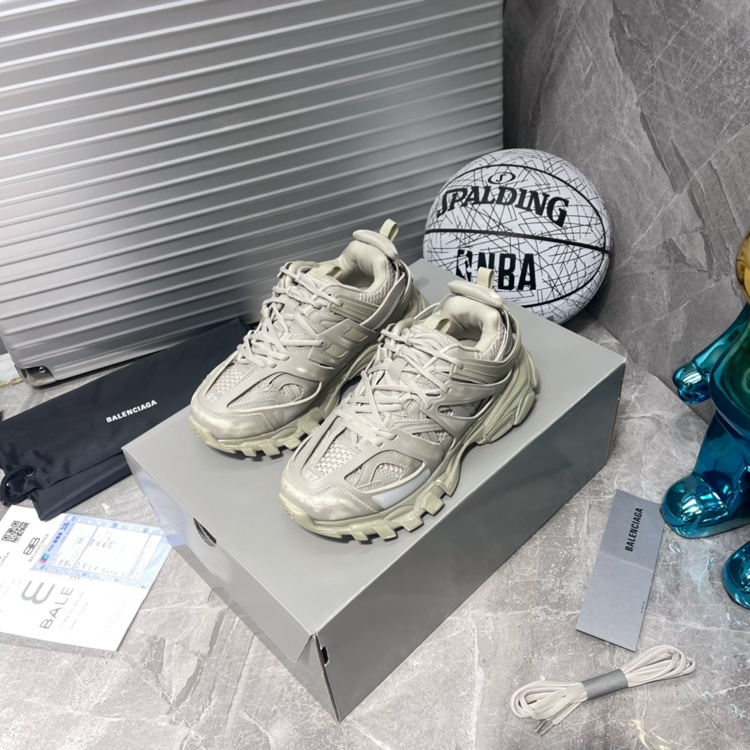 Hermès 三代户外概念鞋 Balenciaga Sneaker Tess s