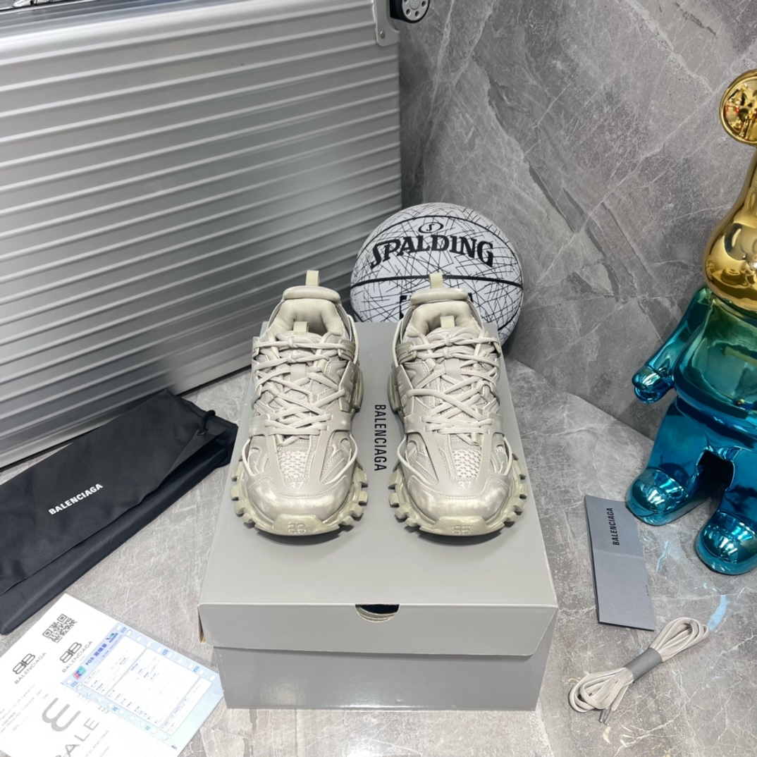 Hermès 三代户外概念鞋 Balenciaga Sneaker Tess s