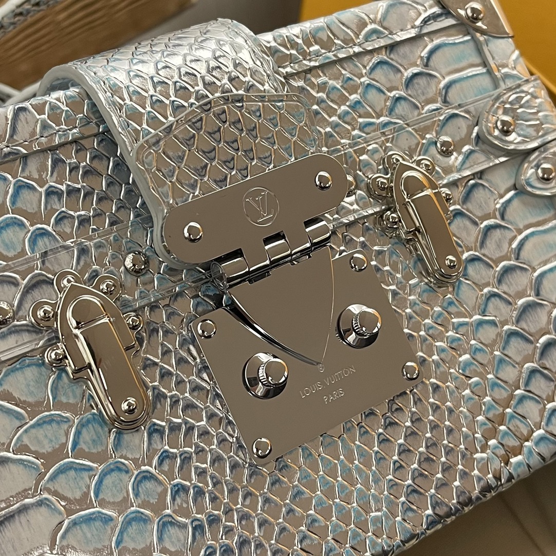 Louis Vuitton Haute Couture Classic Luxury Handbag Shoulder Crossbody 6