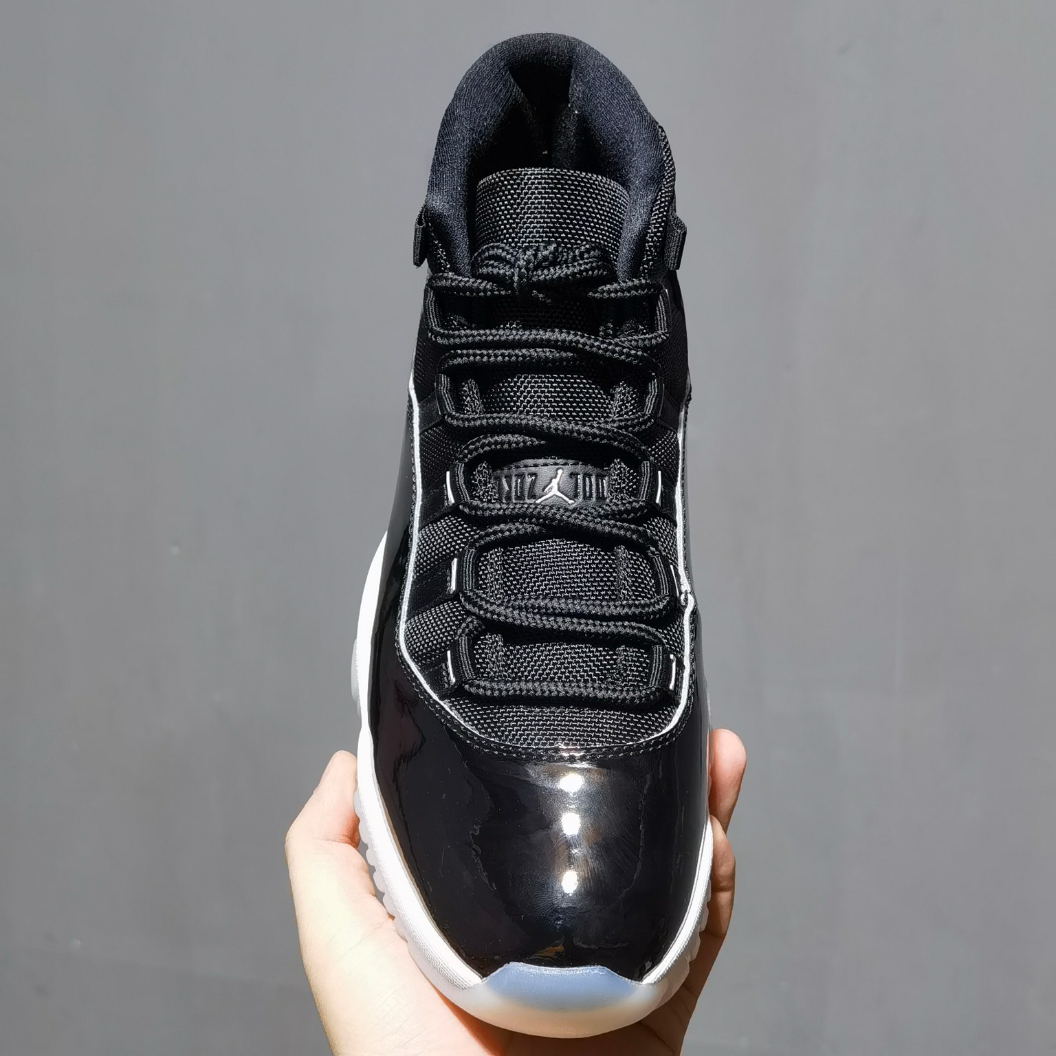 AJ11黑银尺码40-47.5总裁新