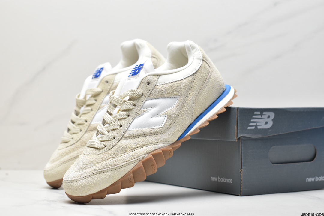 150 New Balance URC30BB系列 绒布拼接舒适耐磨跑步鞋限定 URC30RB