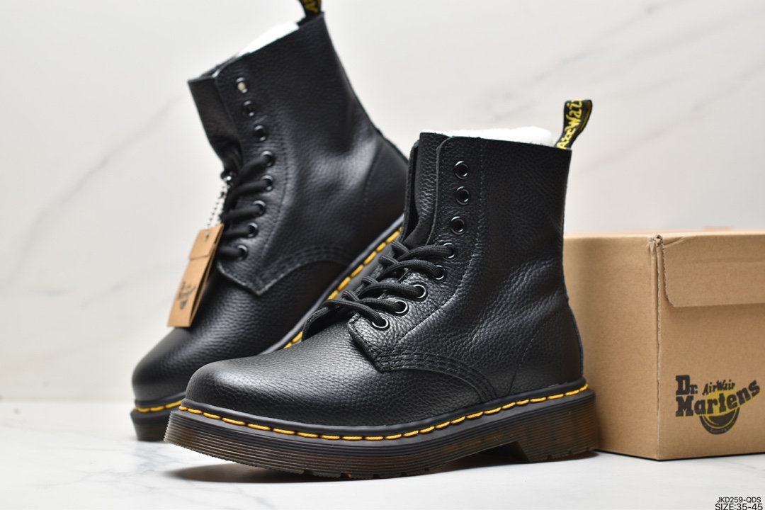 160 著名工鞋品牌-马汀博士Dr. Martens 1460系列复古八孔系带全皮马丁靴 R11822206