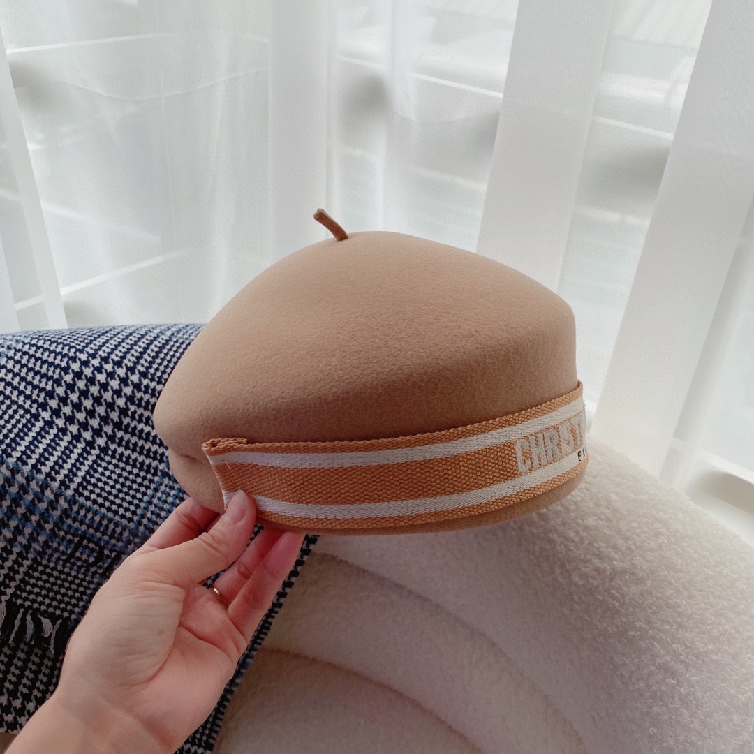 Dior Shop
 Hats Berets Wool