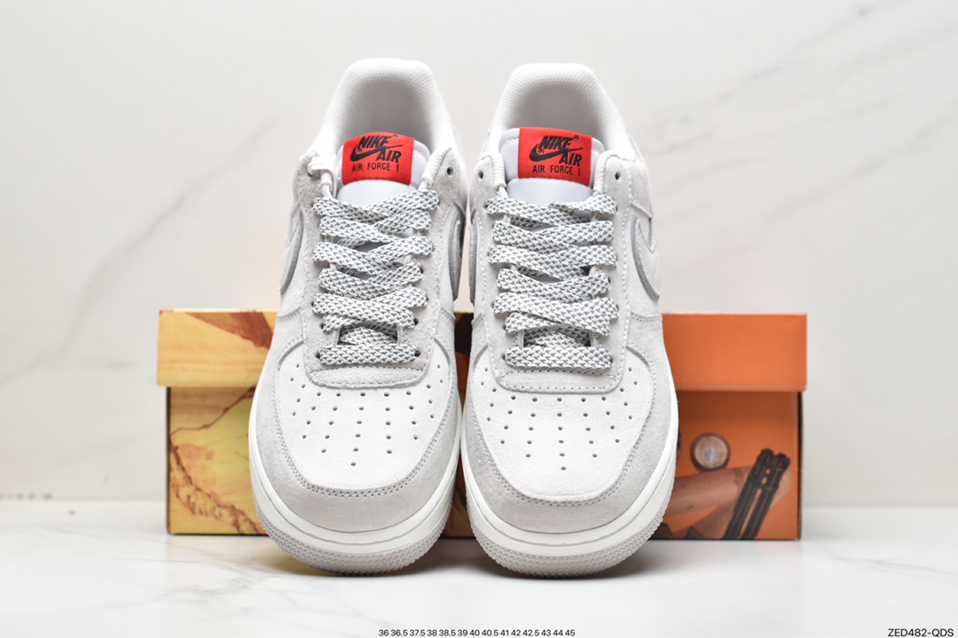 260  AKIRA×Nike Air Force 1 Low ’07 空军一号低帮休闲板鞋 PA0820-273