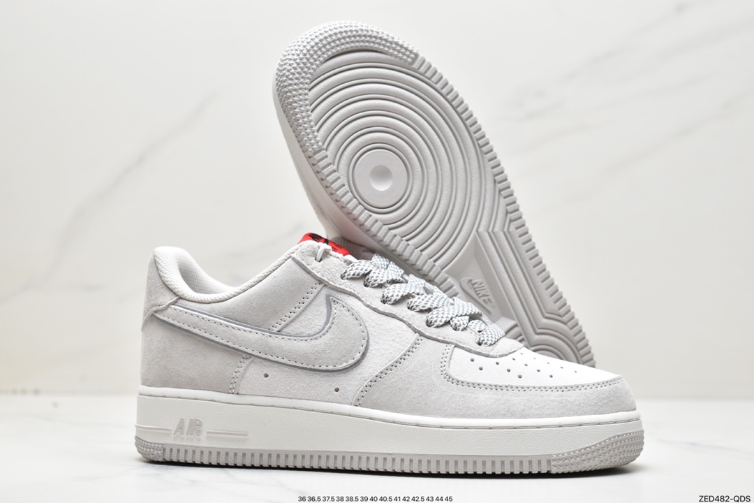 260  AKIRA×Nike Air Force 1 Low ’07 空军一号低帮休闲板鞋 PA0820-273