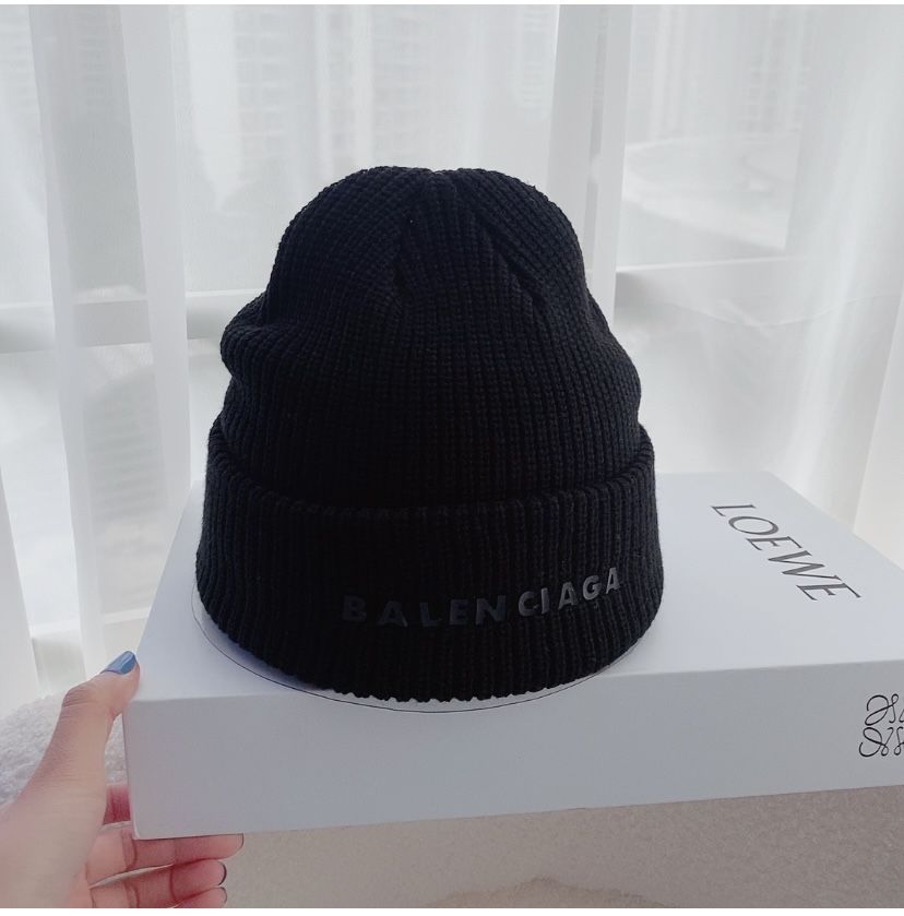 Balenciaga Hats Knitted Hat Black Unisex Women Fall/Winter Collection