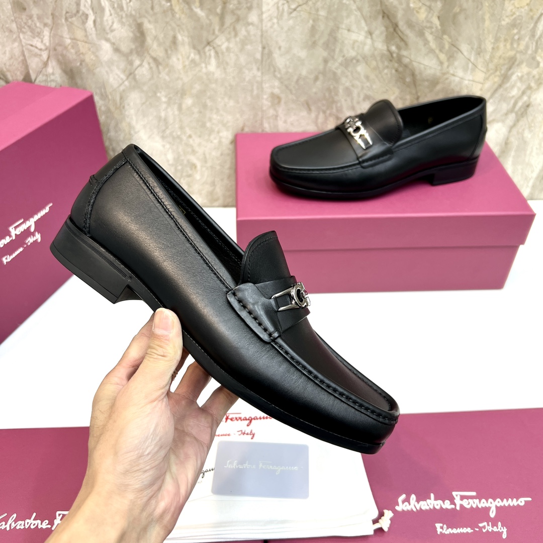 Ferragamo Men's Black Leather Loafers with Silver Hardware, Sizes 39-44 7 i1670439670 1794 5