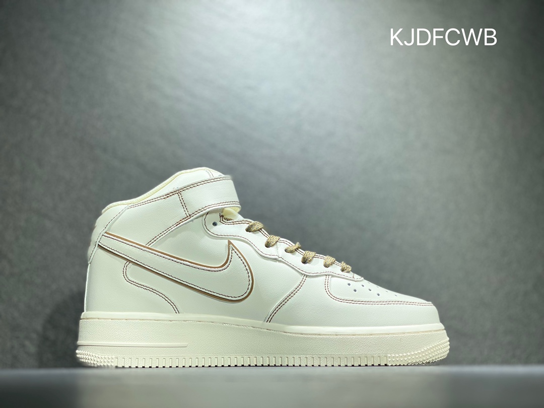 260 Nike Air Force 1 空军一号 官方同步  BY6899-692