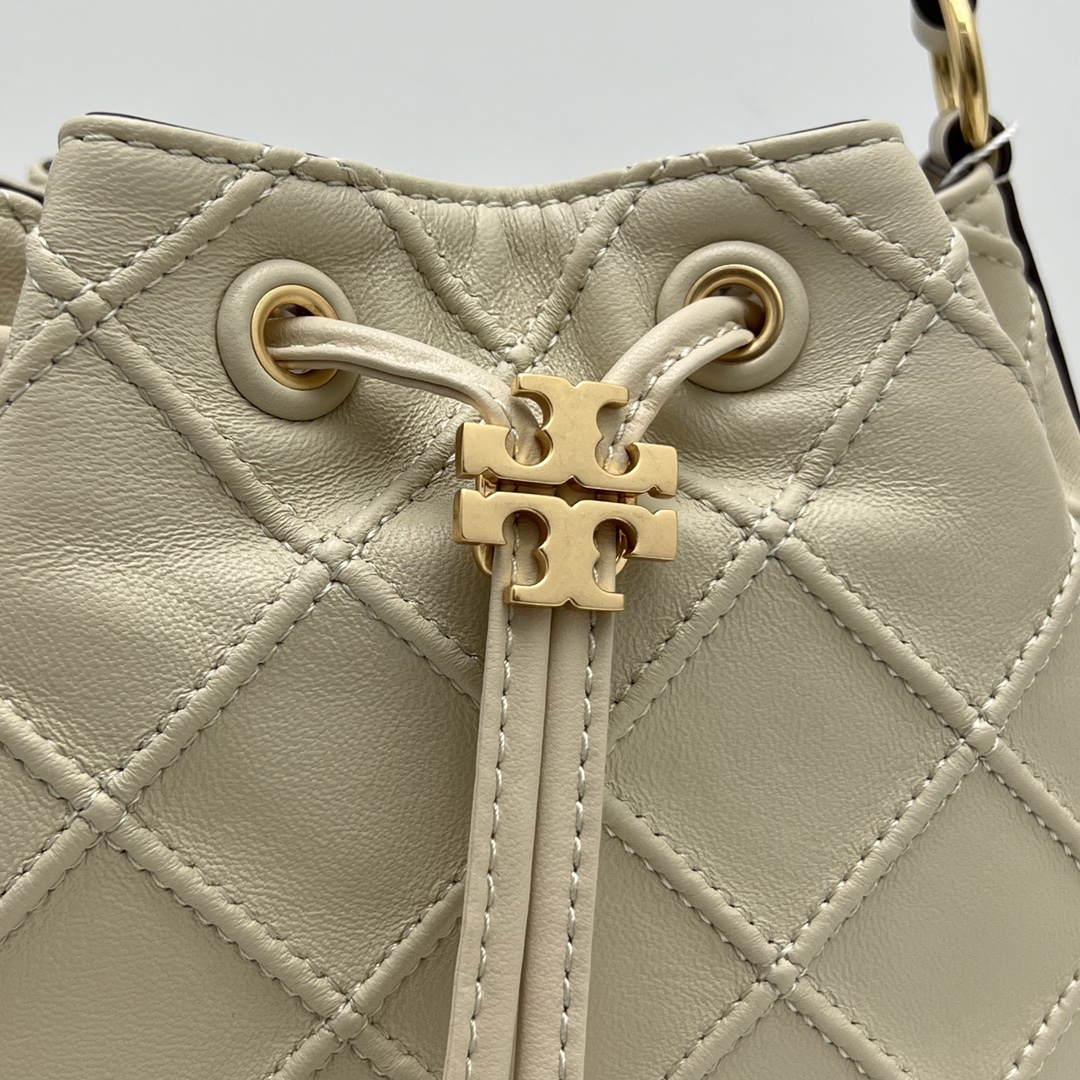 Tory Burch ～编号小号565 大号564