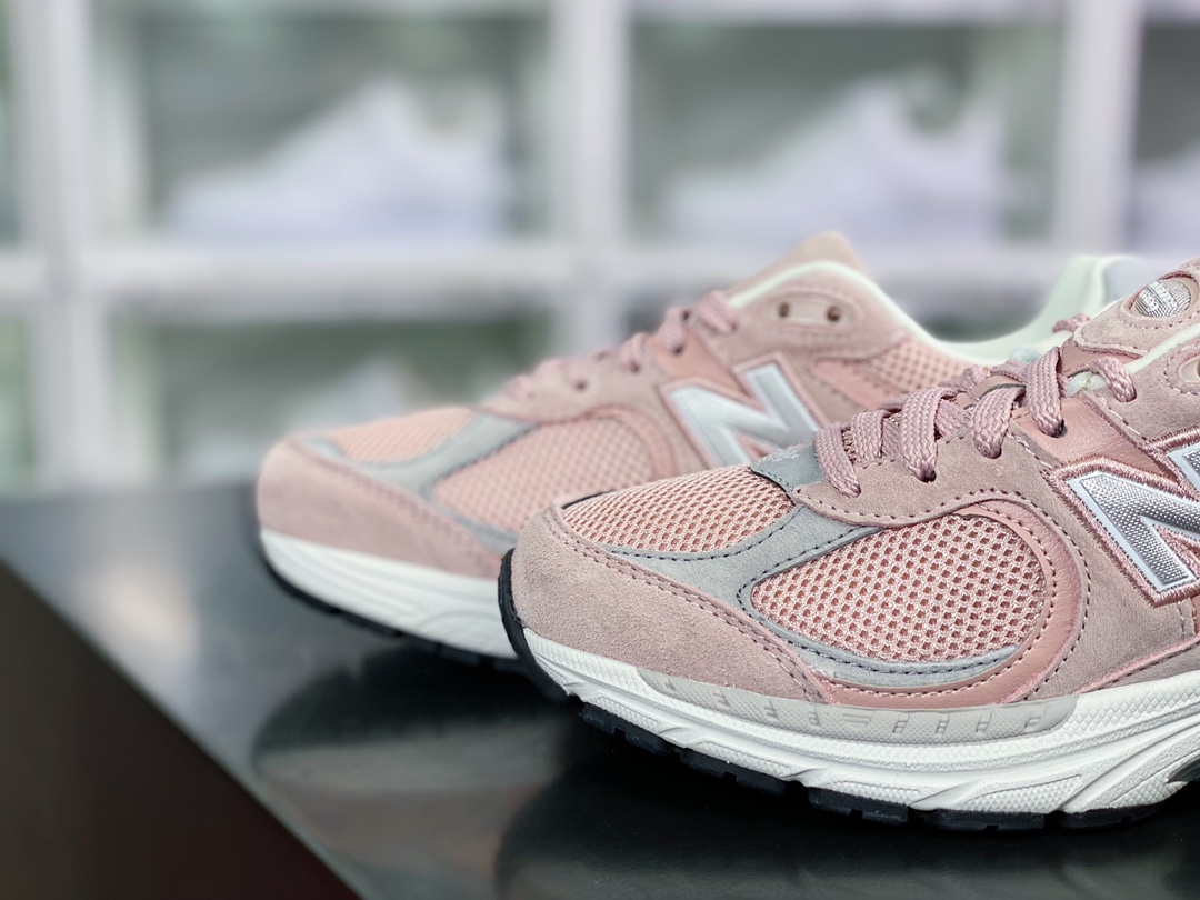 NB ML2002 Series Retro Daddy Style Casual Sports Jogging Shoes ”Dirty Pink White” M2002R4