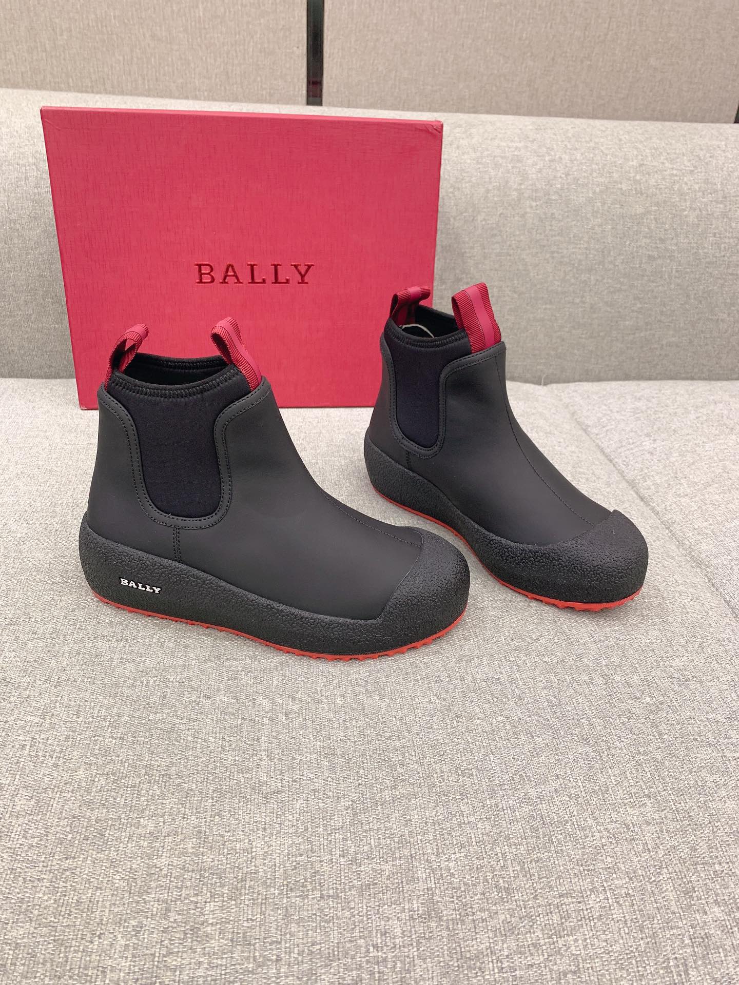 1525 Offer: Ball’s New Security Snow Boots in White and Black, Sizes 36-40 and 36-44. - 图片 2