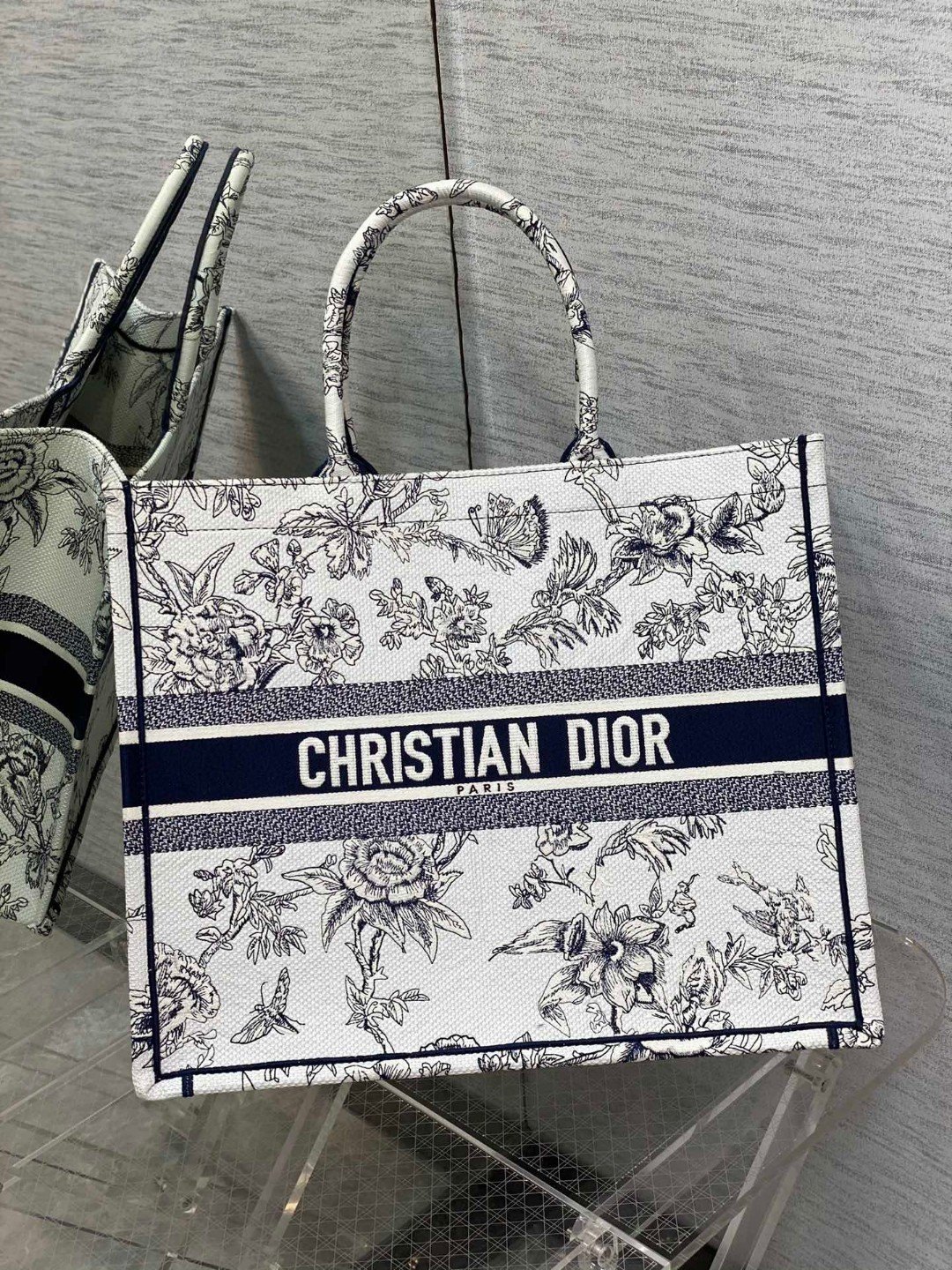 DIOR Large Tote Embroidered Garden Peony Pattern Handbag