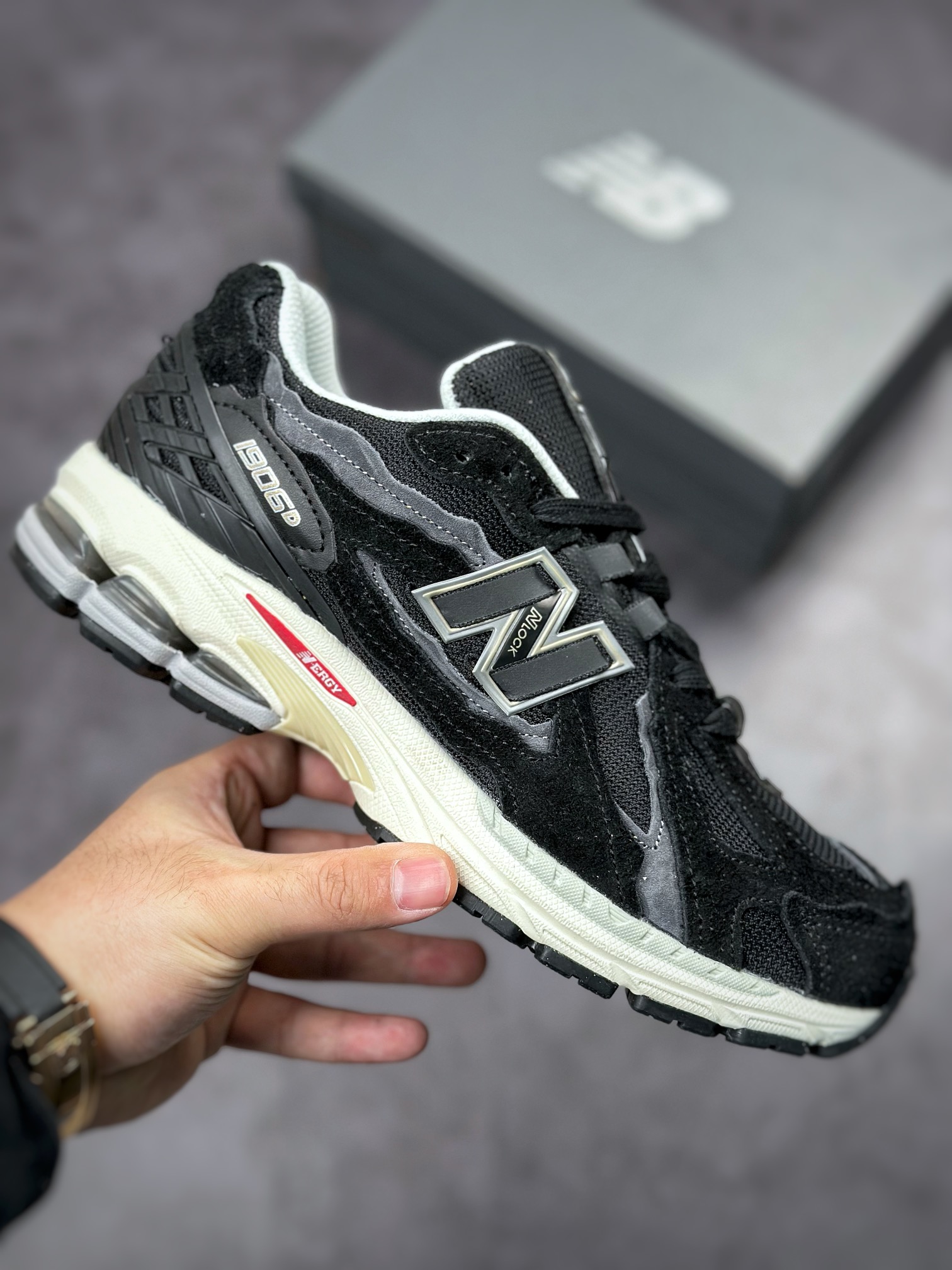 220 New Balance M1906系列 复古单品宝藏老爹鞋款M1906DB