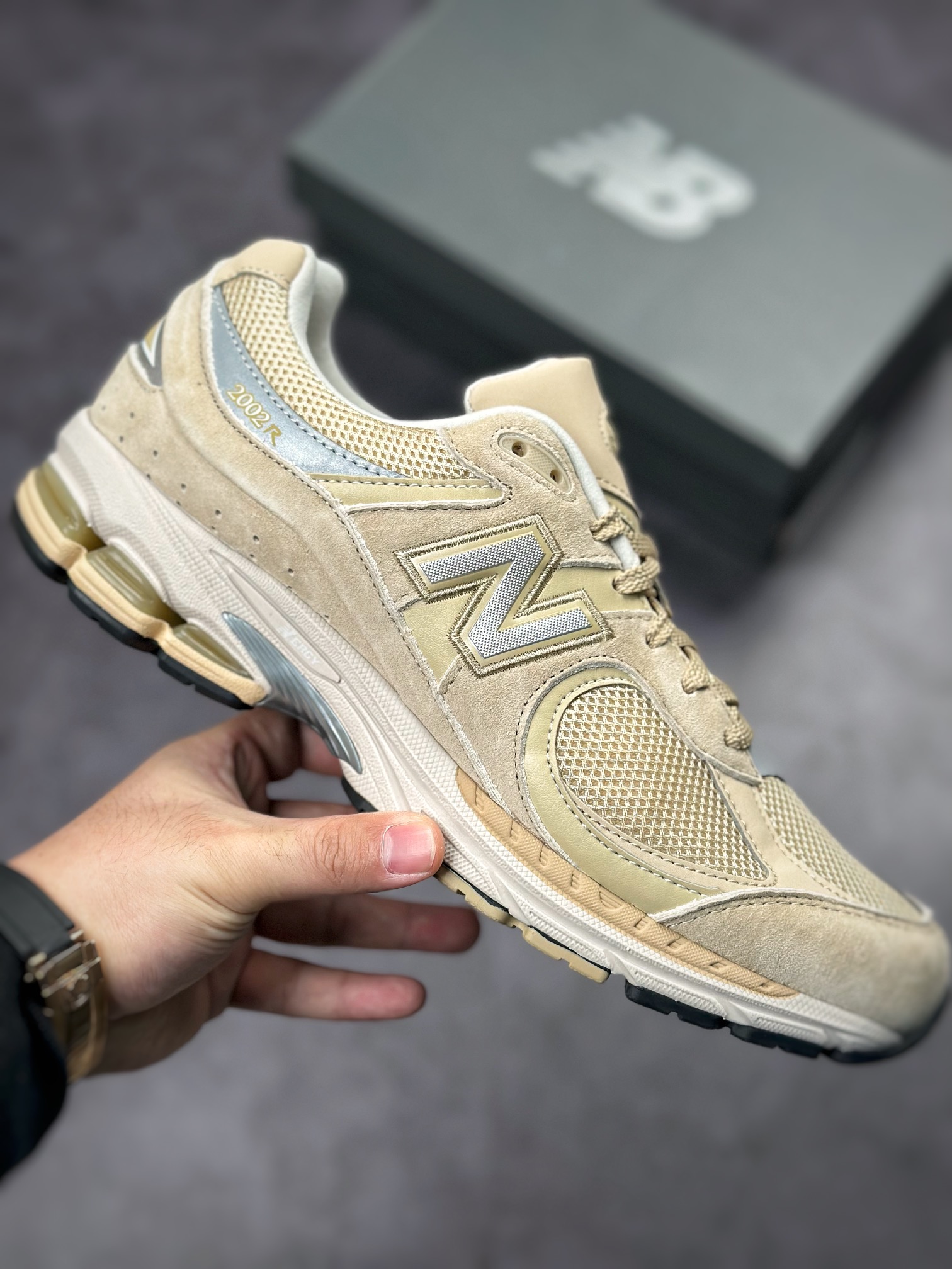 NewBalance2002R retro item correct version ML2002R2