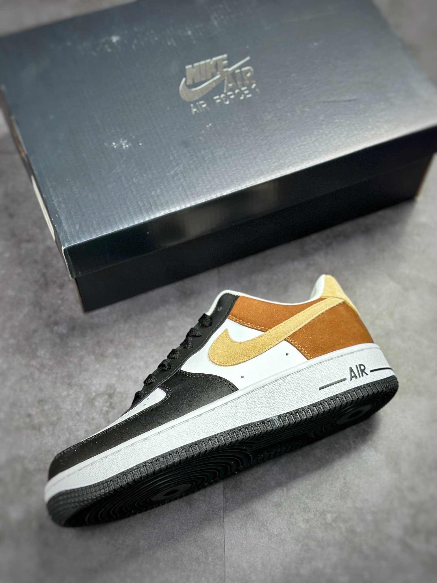 190 Nike Air Force 1 Low 07 黑棕FB3355-200