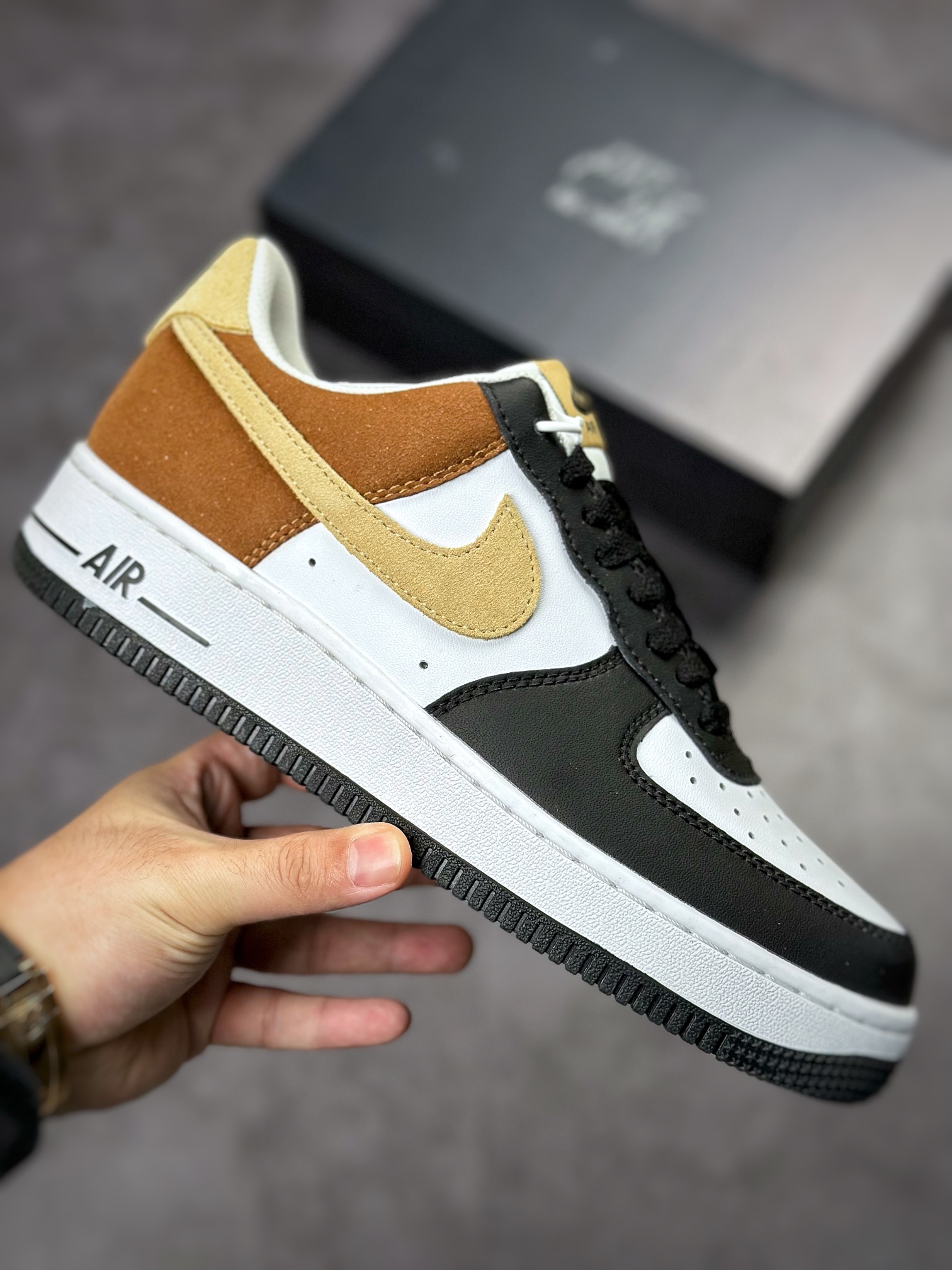 190 Nike Air Force 1 Low 07 黑棕FB3355-200