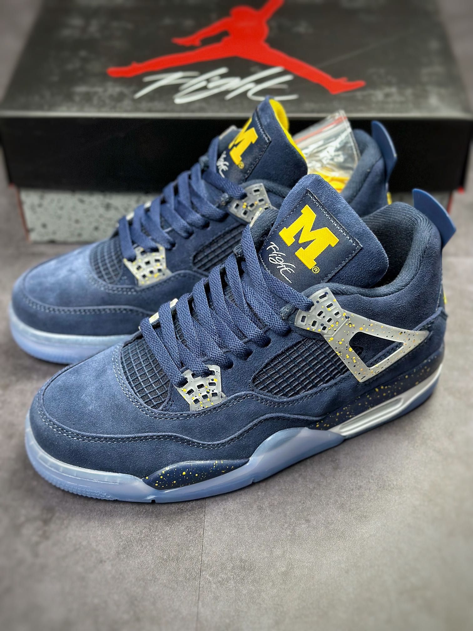 260 Air Jordan 4 Retro 海军蓝  1036660