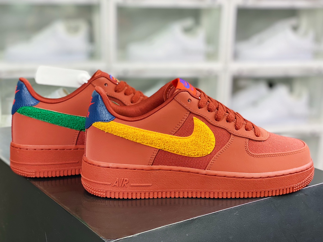 Air Force 1'07 Low” La Familia” Air Force One ”Mandarin Duck Textile Hook Brown” DV5153-600