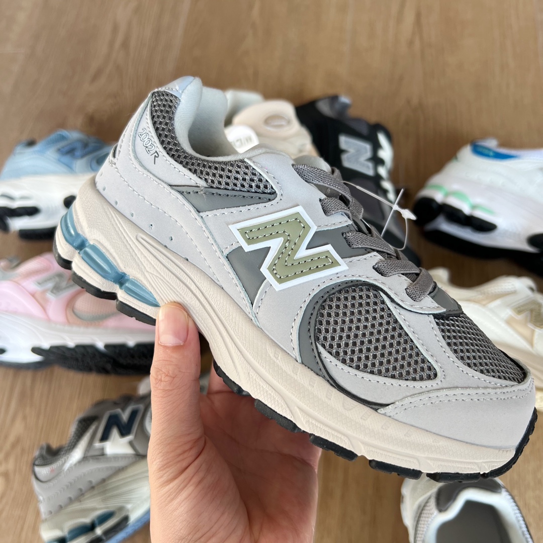 图片[6]-爆款🔥上新啦 公司级2002R童鞋👀 过年必备了吧🧨松紧带很好穿脱🤍🤍没有人能拒绝颜值这么高的童鞋了♥️♥️♥️-选品中心