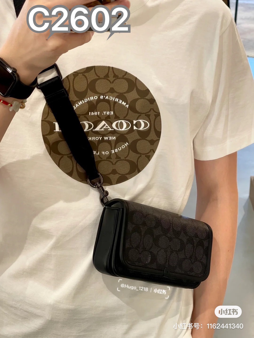 Coach coach蔻驰C2602新款男包charter手机包 单肩斜挎包腰包胸包 标志涂层帆布和精制小牛皮