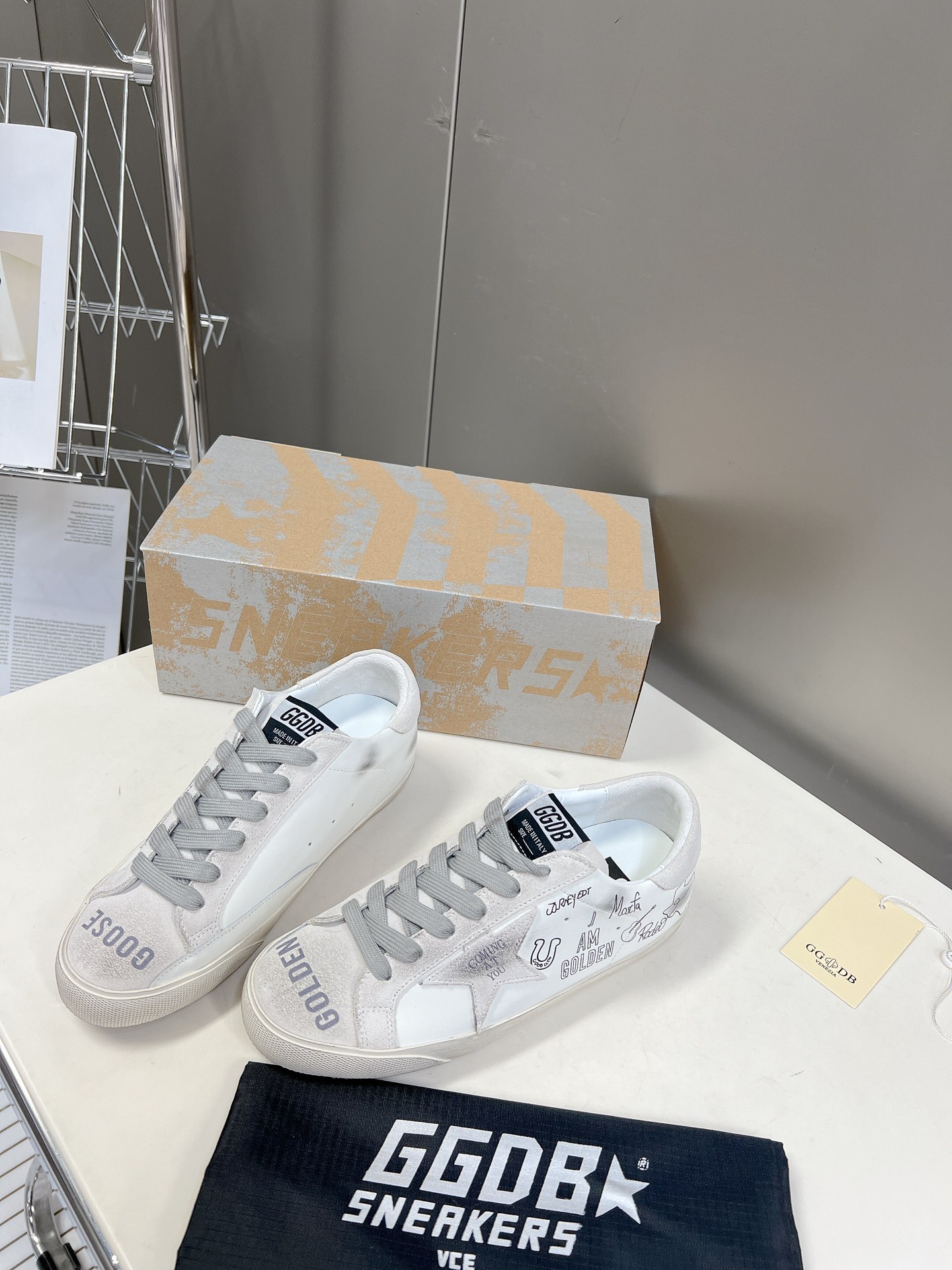 [Golden Goose Women