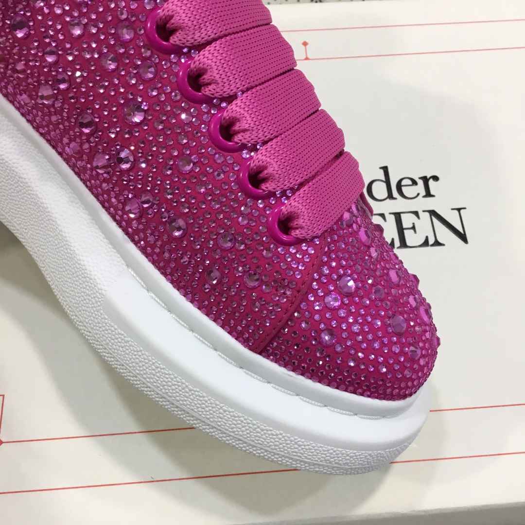 Alexander McQueen Women's Crystal-Embellished Velvet Sneakers - Pink 9 i1670601602 1164 6