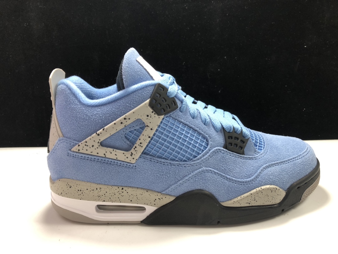 AJ4北卡蓝尺码40-47.5总裁R