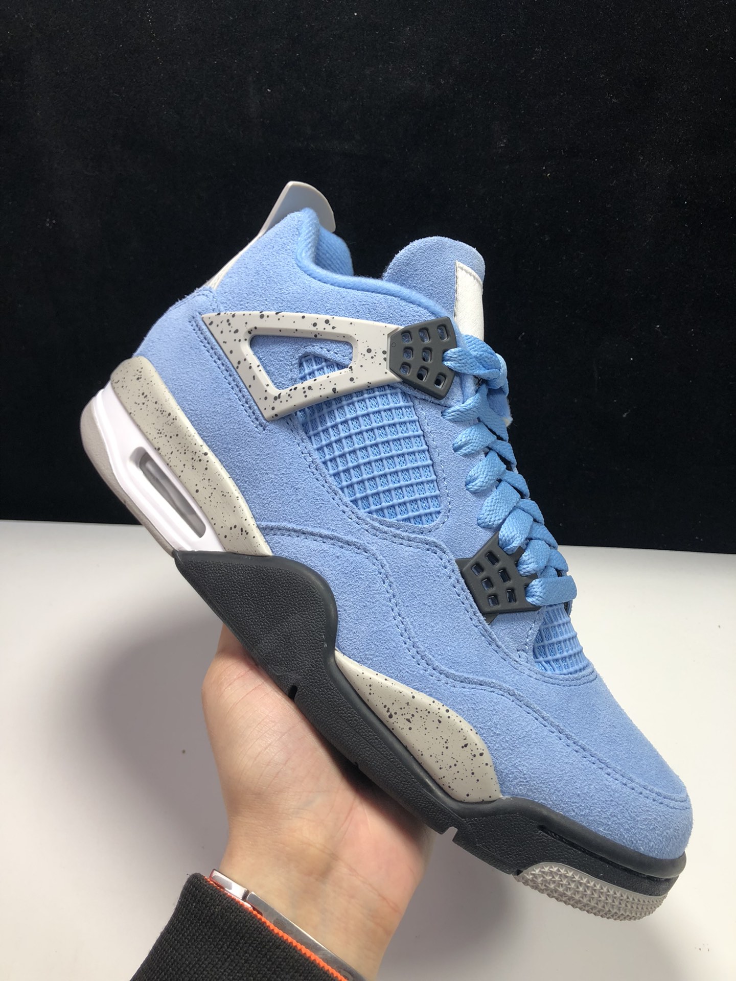 AJ4北卡蓝尺码40-47.5总裁R