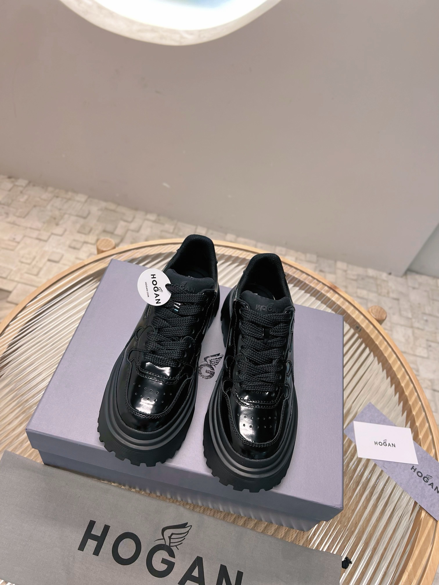 New Hogan Hogan 22 Shoes with Thick Bottom and H Strips Released