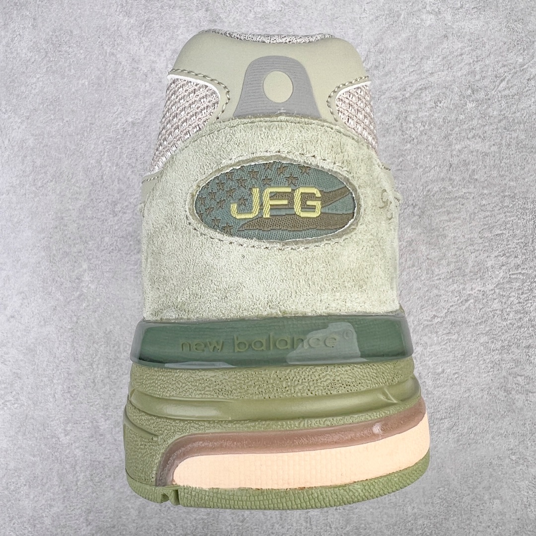图片[8]-＃K版纯原 Joe Freshgoods x New Balance MR993JG1 新百伦NB993 联名绿粉 第三代总统复古慢跑鞋 鞋身以网眼鞋面结合同色系优质麂皮革构成，鞋舌处点缀 New Balance Made In USA 同色系刺绣标识，彰显鞋款身份。鞋侧点缀银色 \\\”993\\\” 字样，丰富鞋身设计的同时，构建时尚外观。鞋款搭载 ABZORB 缓震系统，通过缓冲和抗压性的结合来吸收冲击力，舒适功能升级。同时搭配泛黄做旧中底，打造丰富层次感，缔造出色复古韵味。尺码：36 37 37.5 38 38.5 39 40 40.5 41.5 42 42.5 43 44 44.5 45-选品中心