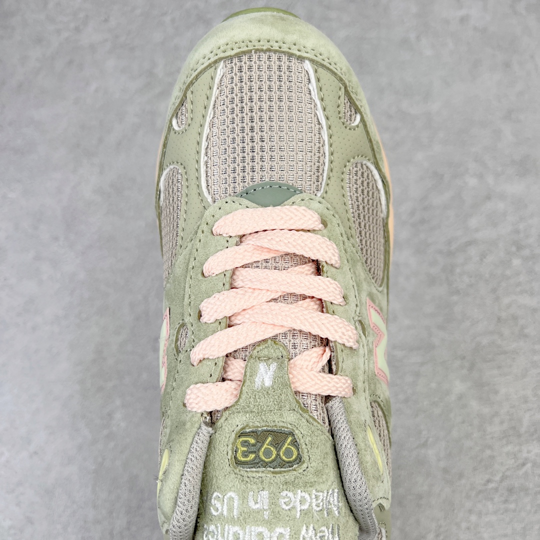 图片[4]-＃K版纯原 Joe Freshgoods x New Balance MR993JG1 新百伦NB993 联名绿粉 第三代总统复古慢跑鞋 鞋身以网眼鞋面结合同色系优质麂皮革构成，鞋舌处点缀 New Balance Made In USA 同色系刺绣标识，彰显鞋款身份。鞋侧点缀银色 \\\”993\\\” 字样，丰富鞋身设计的同时，构建时尚外观。鞋款搭载 ABZORB 缓震系统，通过缓冲和抗压性的结合来吸收冲击力，舒适功能升级。同时搭配泛黄做旧中底，打造丰富层次感，缔造出色复古韵味。尺码：36 37 37.5 38 38.5 39 40 40.5 41.5 42 42.5 43 44 44.5 45-选品中心