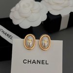 Chanel Jewelry Earring White Vintage