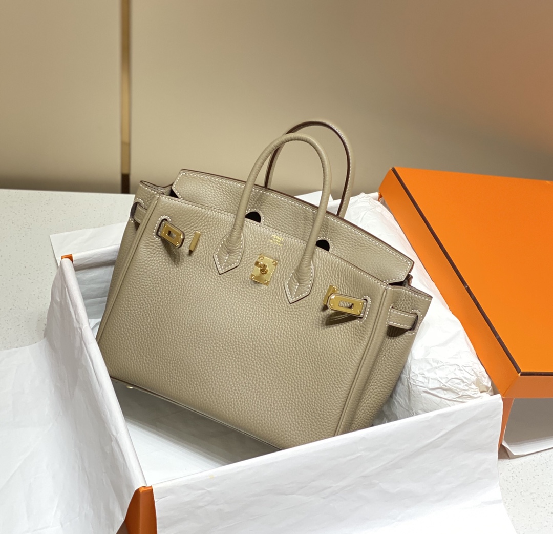 Hermès Luxury Handbag Collection 3