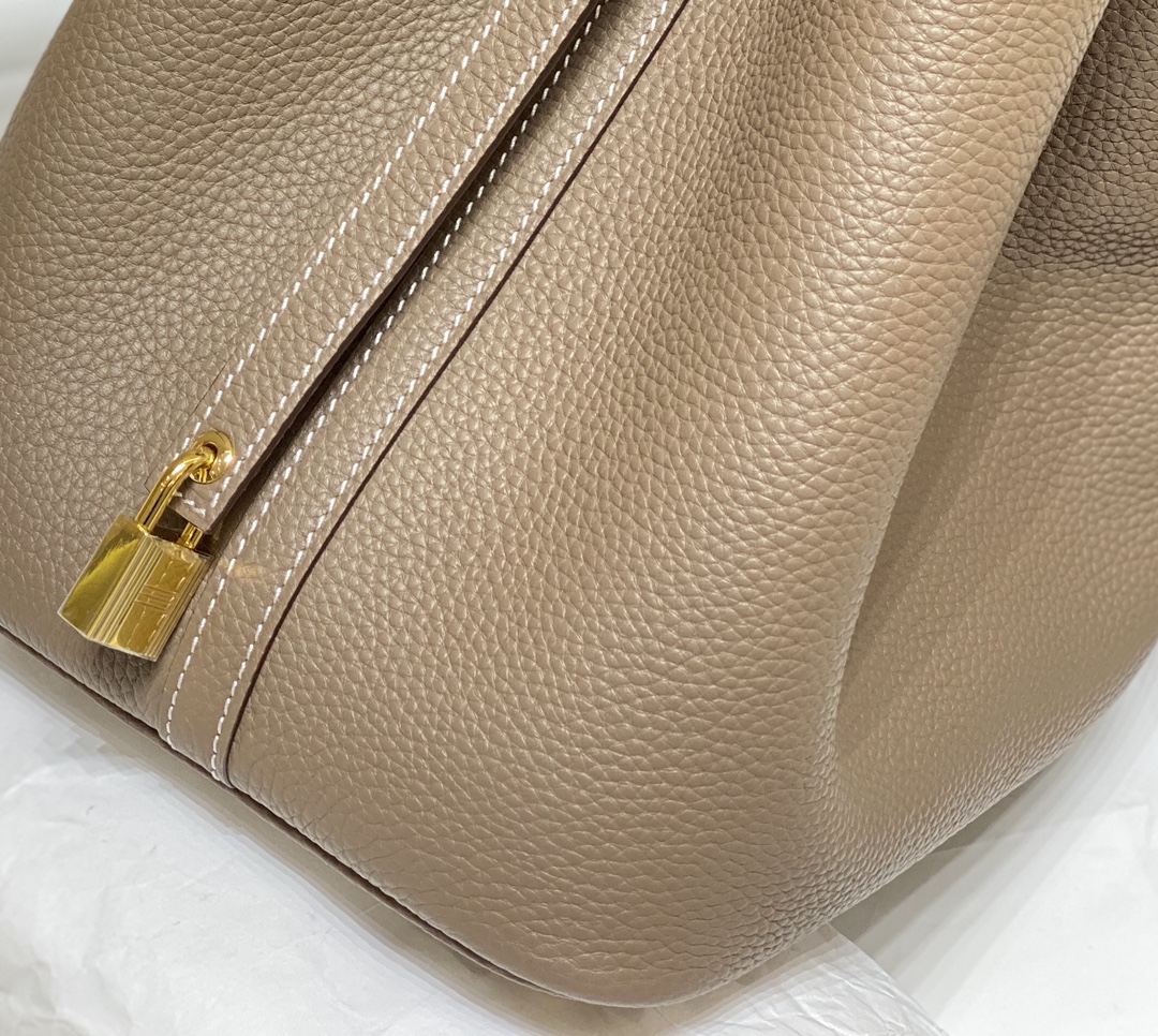 Hermès Luxury Handbag Collection 5