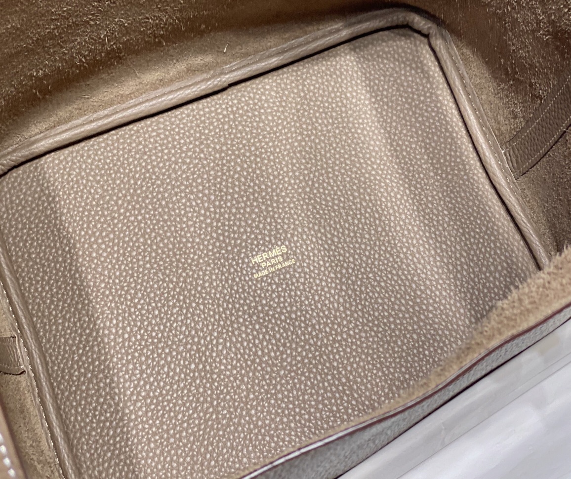 Hermès Luxury Handbag Collection 7