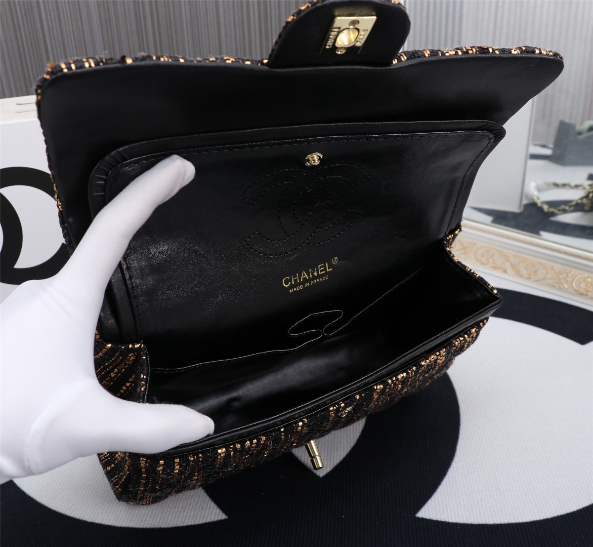 P200🌸CHANEL 2018早春编织CF 原版开模定制的金币复古双C logo 内里logo独特设计 尺寸25CM款号1112