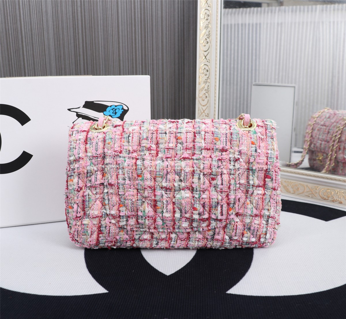 P200🌸CHANEL 2018早春编织CF 原版开模定制的金币复古双C logo 内里logo独特设计 尺寸25CM款号1112