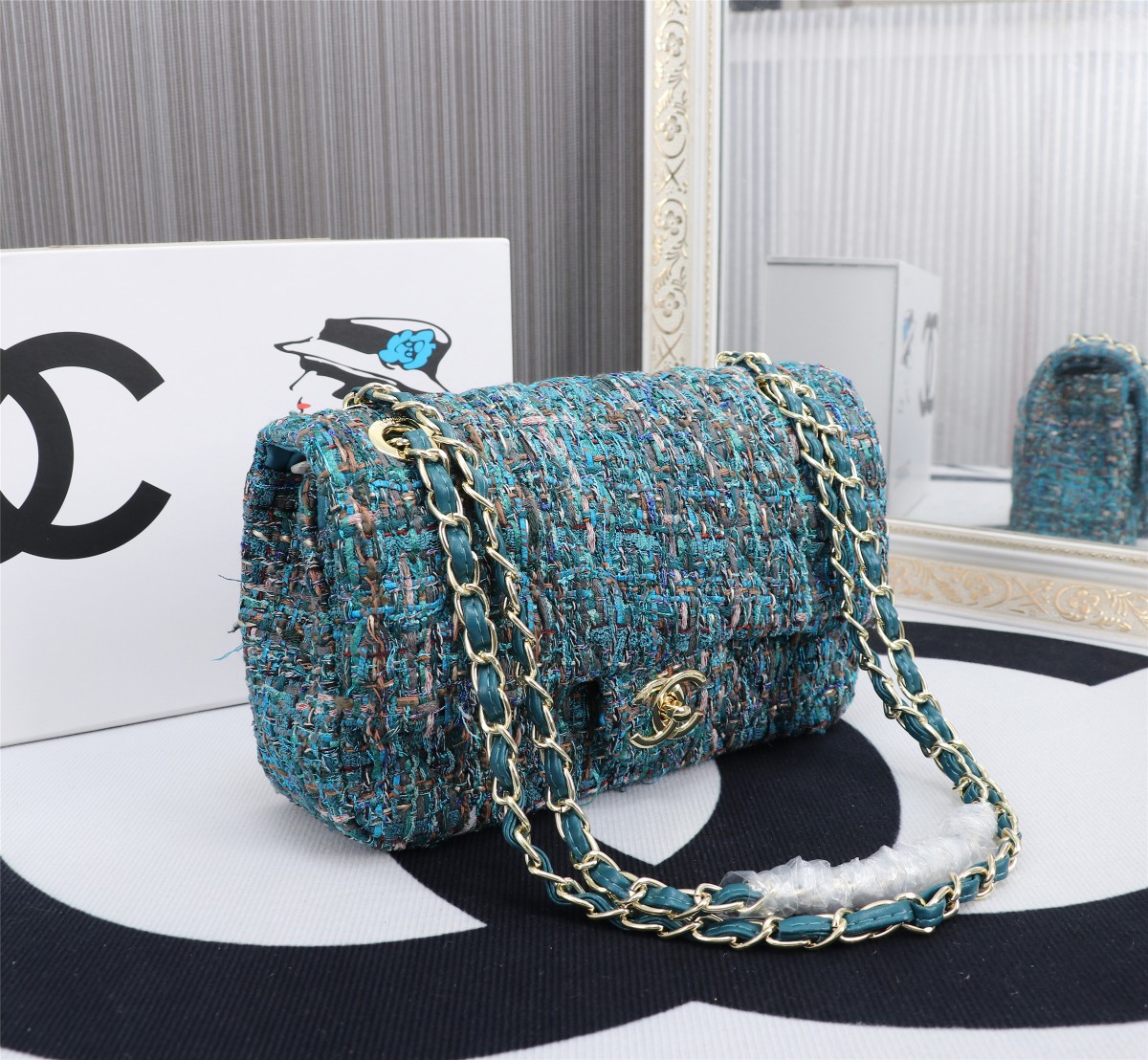 P200🌸CHANEL 2018早春编织CF 原版开模定制的金币复古双C logo 内里logo独特设计 尺寸25CM款号1112